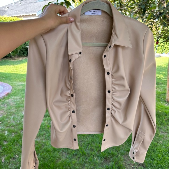 Bailey 44 jacket/top - Picture 5 of 8